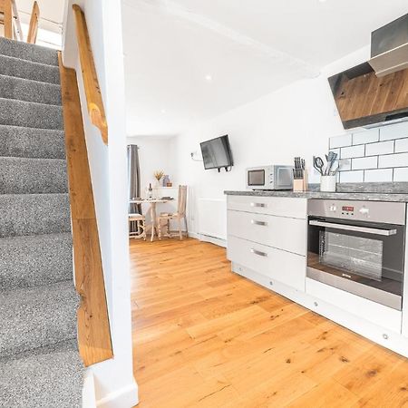 The Black Dog Apartment Dalton in Furness Extérieur photo